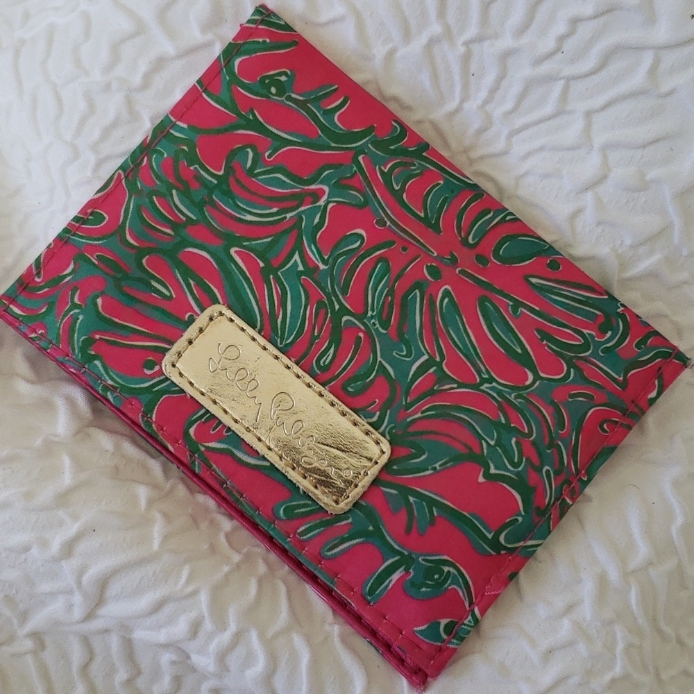 Lilly Pulitzer Mini Wallet Printed Gold Metallic Logo Pink Green Womens One Size
